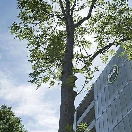 Nuovo Palazzo Di Giustizia מלון 3*