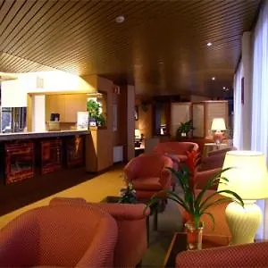 Nuovo Palazzo Di Giustizia מלון 3*