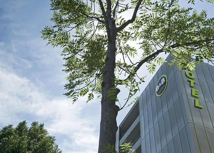 福罗伦萨诺弗豪华食宿酒店 酒店 3*